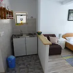Bracanovic Гостьовий будинок