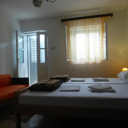 Guest house Bracanovic