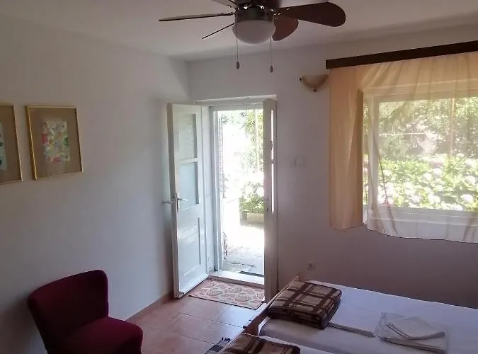 Bracanovic Guest house 3*