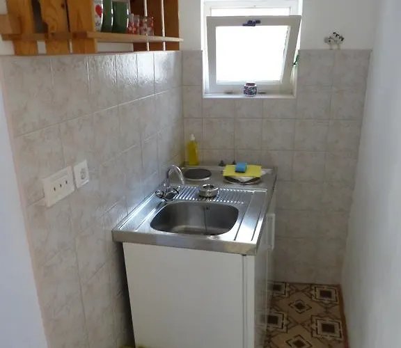 Bracanovic Guest house Hvar Town