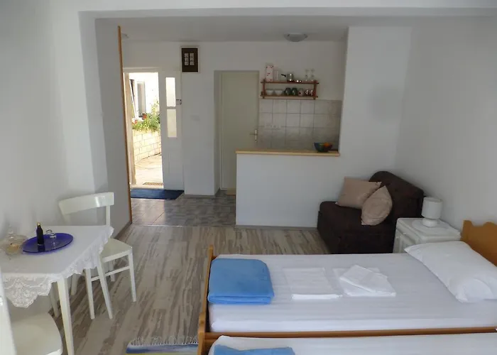 Guest house Bracanovic